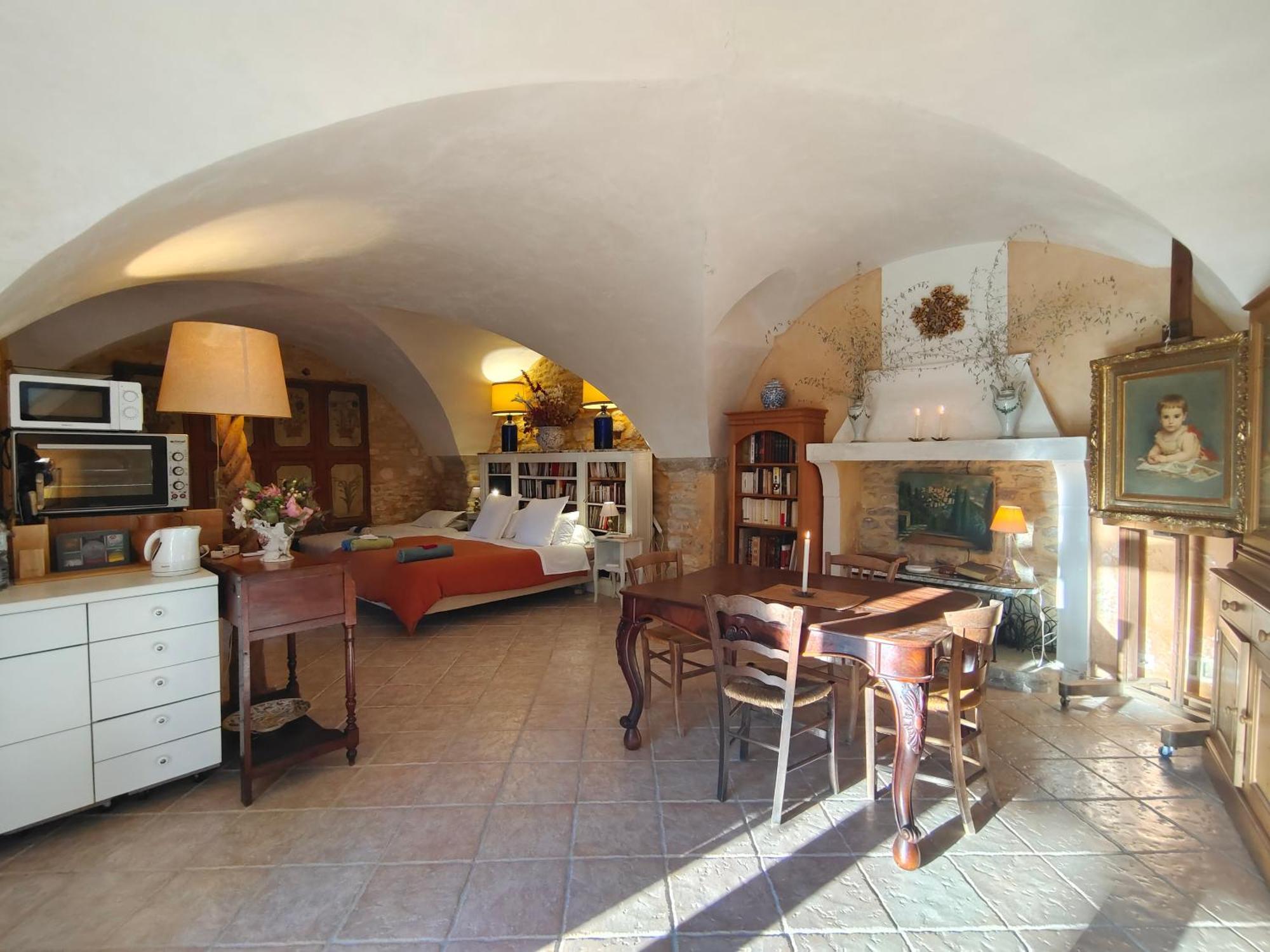 Rue Du Chateau A Cabrieres D'Avignon Bed & Breakfast Exterior photo